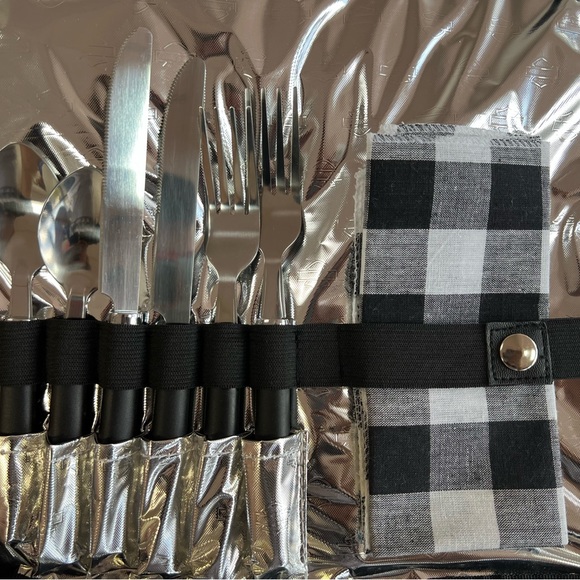 HarleyDavidson Bags Harley Davidson Picnic Set Black Insulated